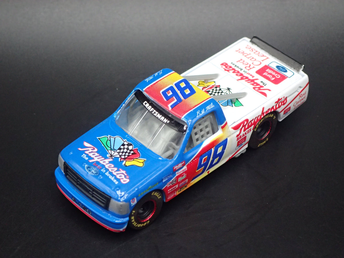 1995 95 FORD F150 #98 BUTCH MILLER NASCAR TRUCK 1:64 SCALE DIORAMA DIECAST CAR
