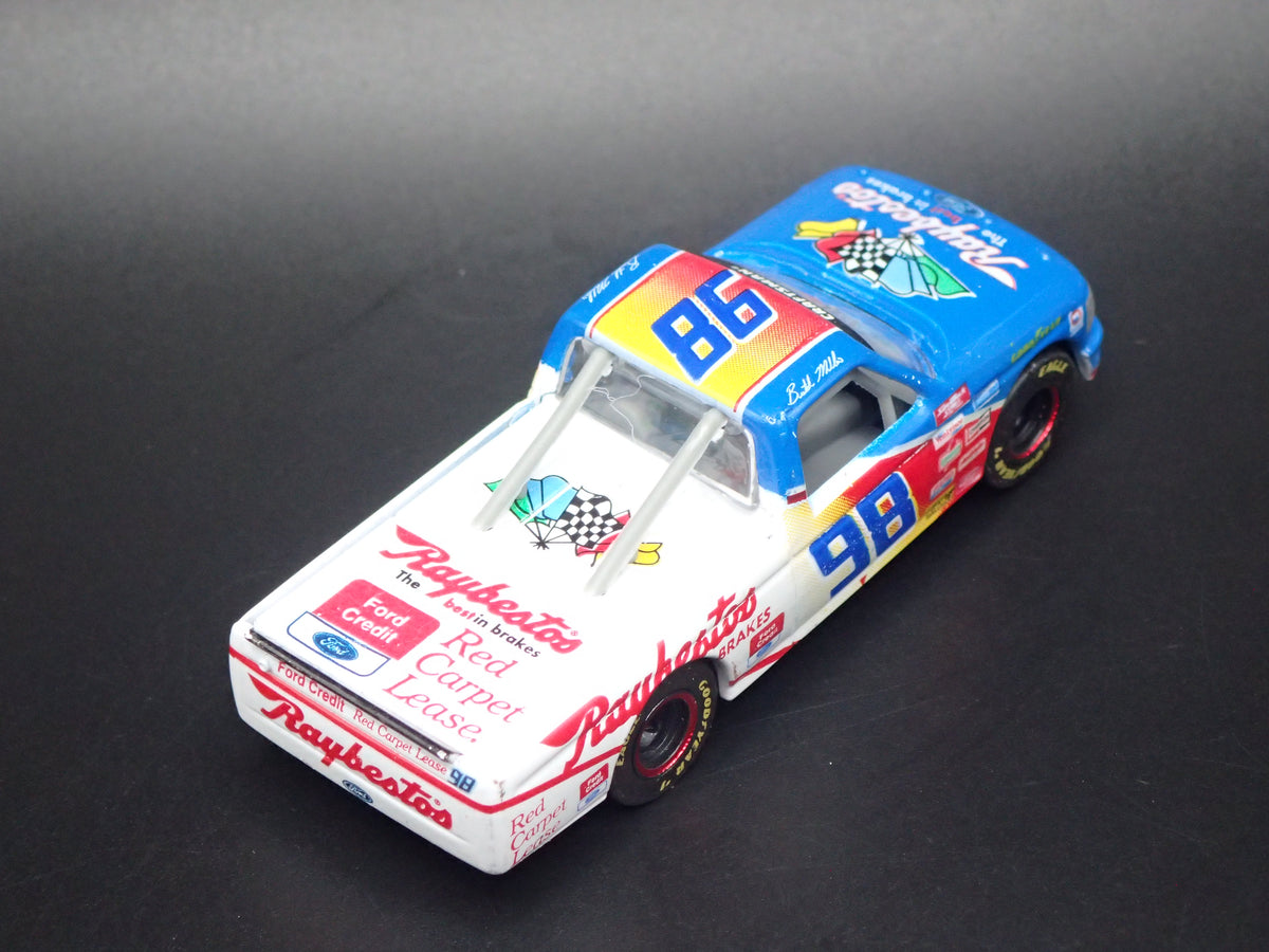 1995 95 FORD F150 #98 BUTCH MILLER NASCAR TRUCK 1:64 SCALE DIORAMA DIECAST CAR