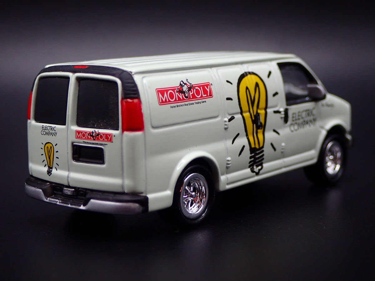1996-2002 GMC 2500 VAN MONOPOLY 1:64 SCALE COLLECTIBLE DIECAST MODEL CAR