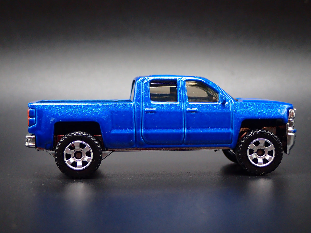 2014-2018 CHEVY CHEVROLET SILVERADO 1500 TRUCK 1/64 SCALE DIECAST MODEL CAR