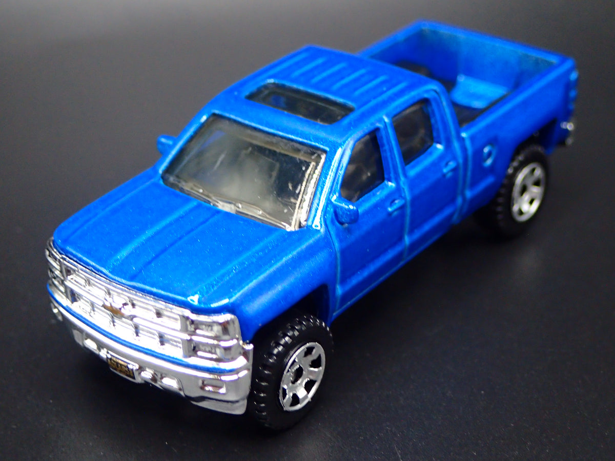 2014-2018 CHEVY CHEVROLET SILVERADO 1500 TRUCK 1/64 SCALE DIECAST MODEL CAR