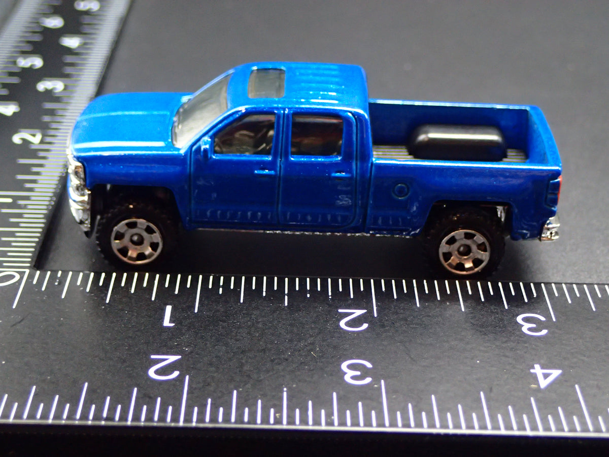 2014-2018 CHEVY CHEVROLET SILVERADO 1500 TRUCK 1/64 SCALE DIECAST MODEL CAR