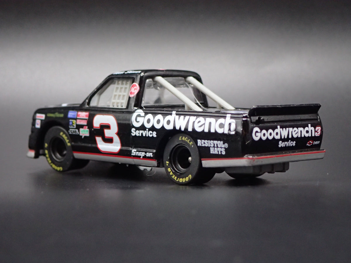 1995 CHEVY SILVERADO #3 MIKE SKINNER GOODWRENCH NASCAR TRUCK 1:64 DIECAST CAR