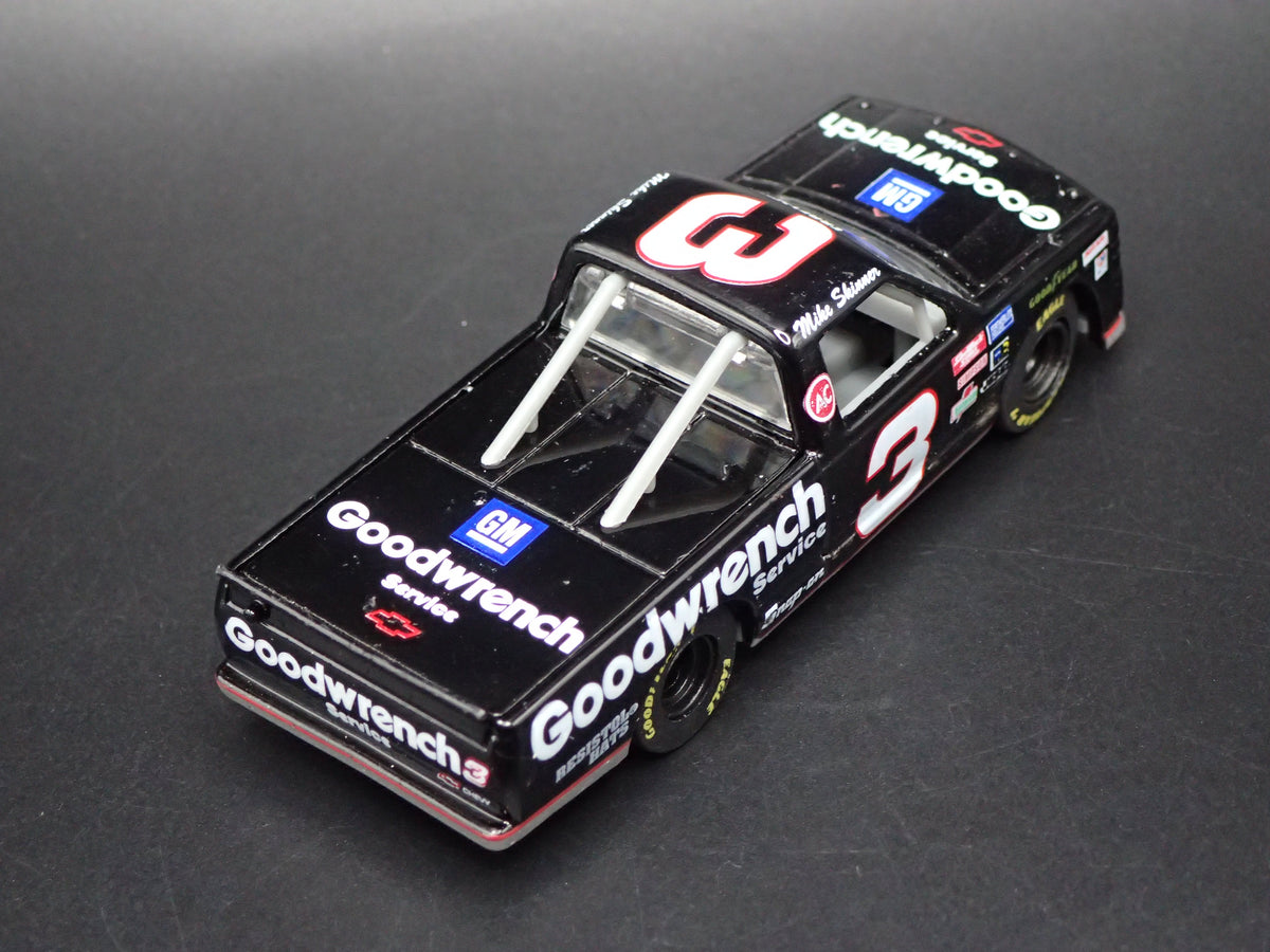 1995 CHEVY SILVERADO #3 MIKE SKINNER GOODWRENCH NASCAR TRUCK 1:64 DIECAST CAR