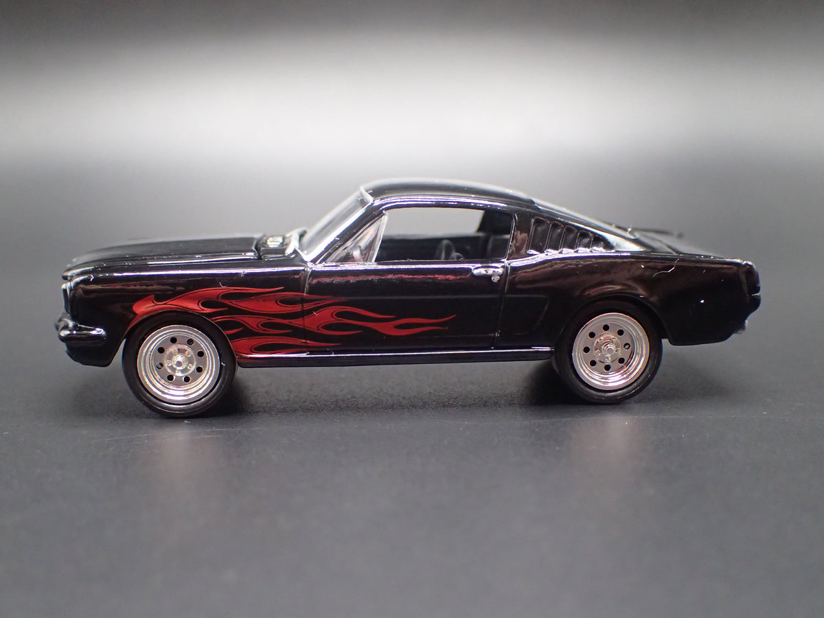 1965 65 FORD MUSTANG FASTBACK BLACK 1:64 SCALE COLLECTIBLE DIECAST MODEL CAR