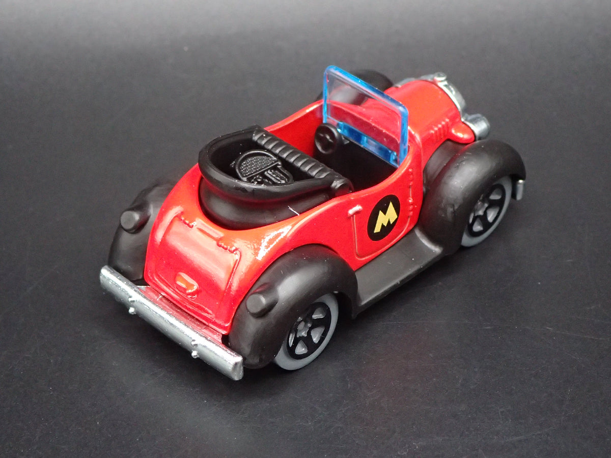 DISNEY MICKEY MOUSE CAR RED 1:64 SCALE COLLECTIBLE DIORAMA DIECAST MODEL CAR