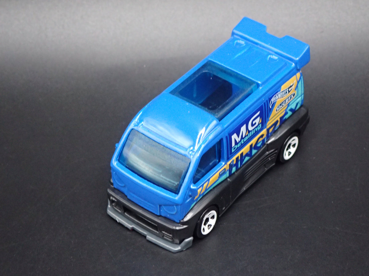 KEI SWAP VAN MG DETAILING BLUE 1:64 SCALE COLLECTIBLE DIORAMA DIECAST MODEL CAR