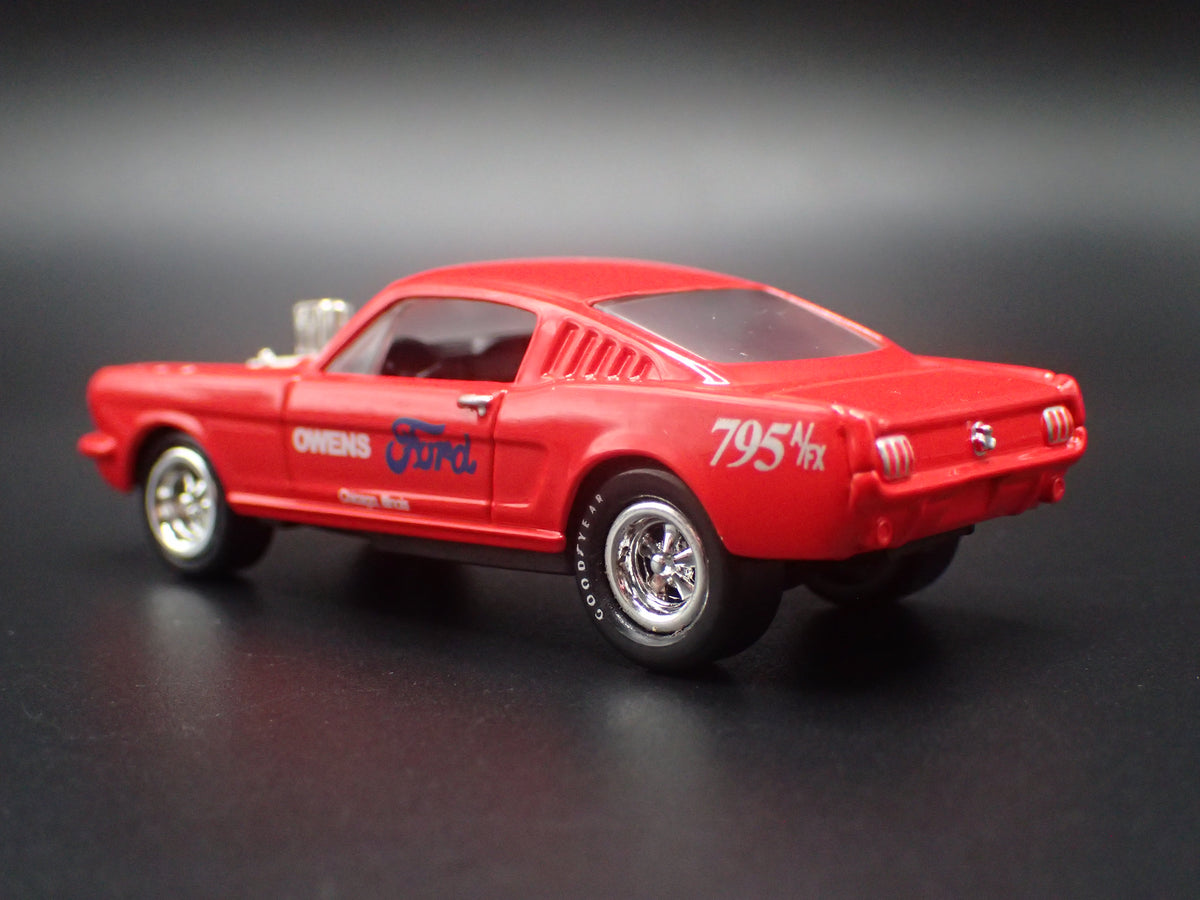 1965 65 FORD MUSTANG FASTBACK RED 1:64 SCALE COLLECTIBLE DIECAST MODEL CAR