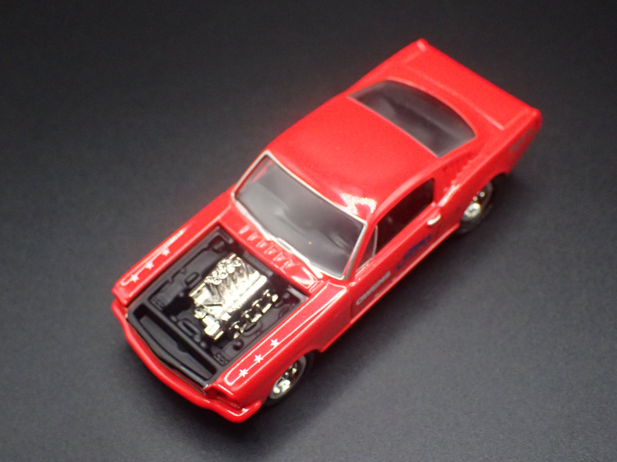 1965 65 FORD MUSTANG FASTBACK RED 1:64 SCALE COLLECTIBLE DIECAST MODEL CAR