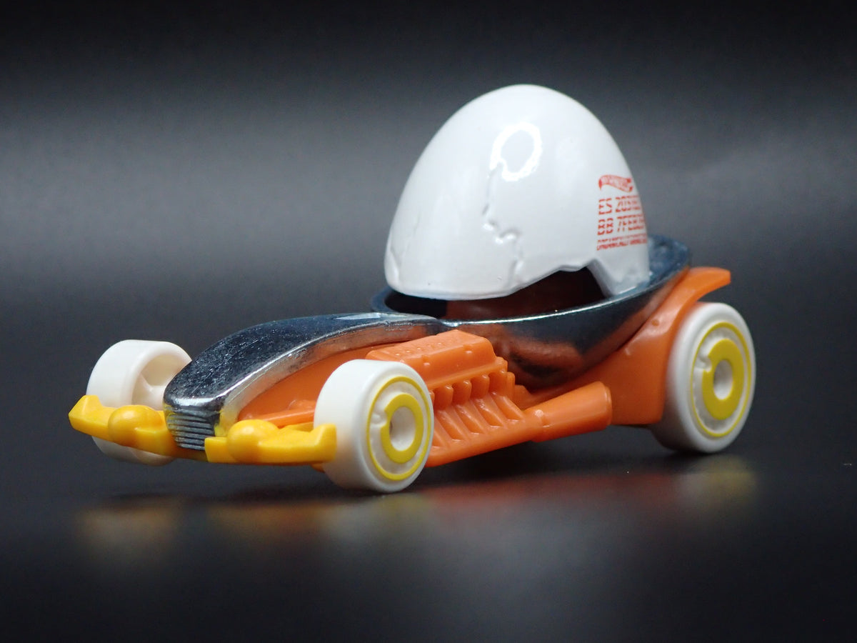 EGGSHELLERACER RACE CAR YELLOW 1:64 SCALE COLLECTIBLE DIORAMA DIECAST MODEL CAR