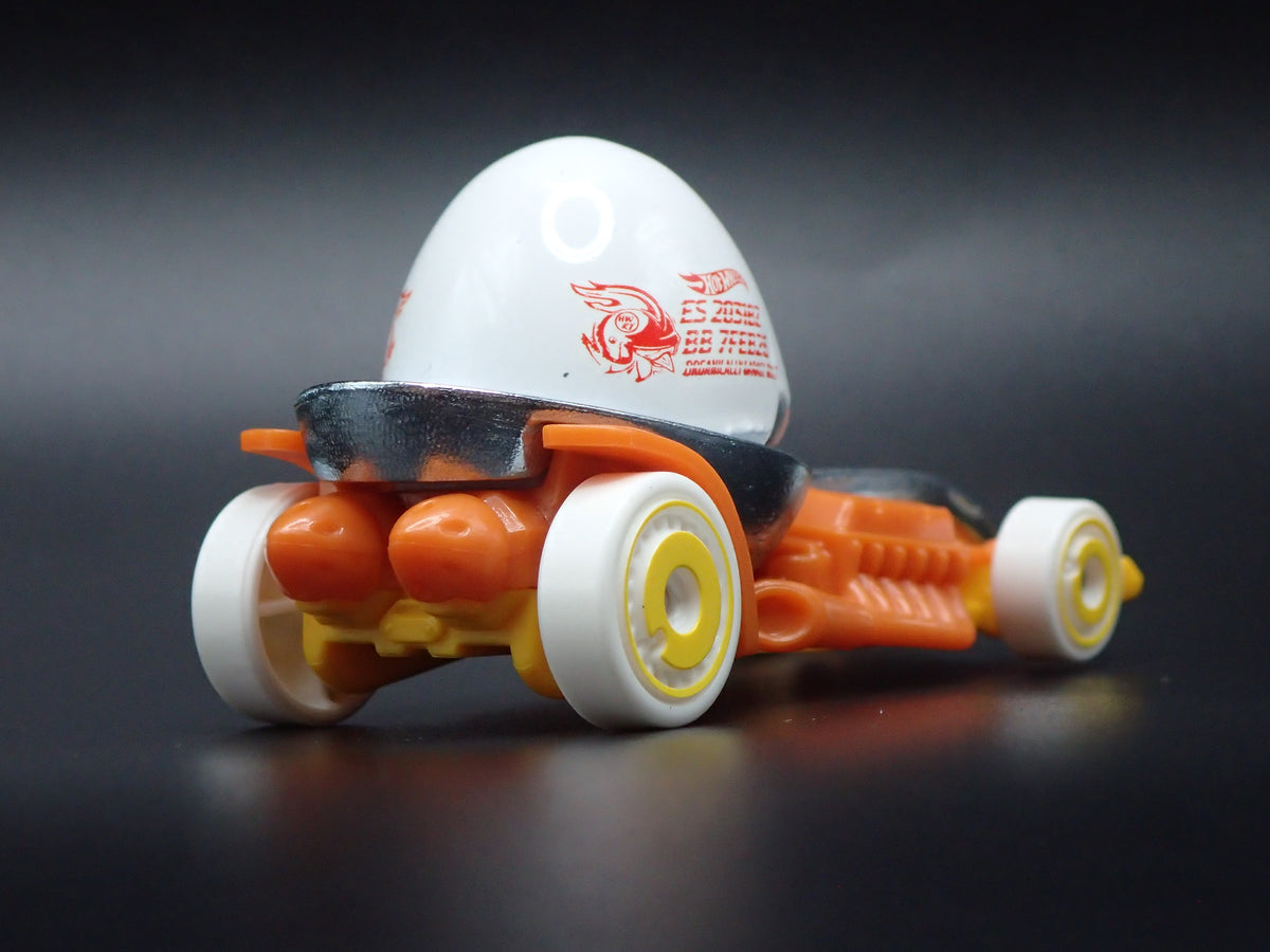 EGGSHELLERACER RACE CAR YELLOW 1:64 SCALE COLLECTIBLE DIORAMA DIECAST MODEL CAR
