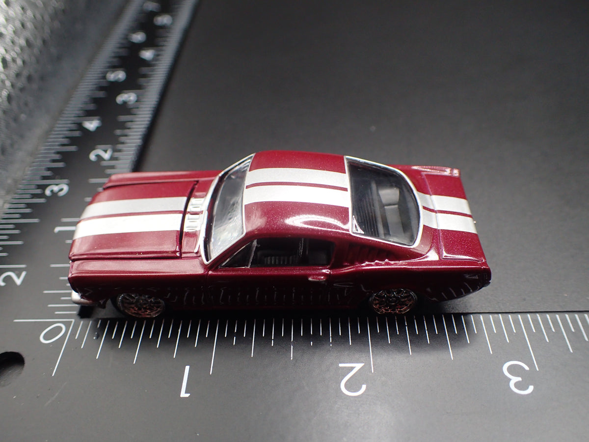 1965 65 FORD MUSTANG FASTBACK BURGUNDY 1:64 SCALE COLLECTIBLE DIECAST MODEL CAR