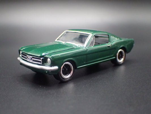 1965 65 FORD MUSTANG FASTBACK GREEN 1:64 SCALE COLLECTIBLE DIECAST MODEL CAR