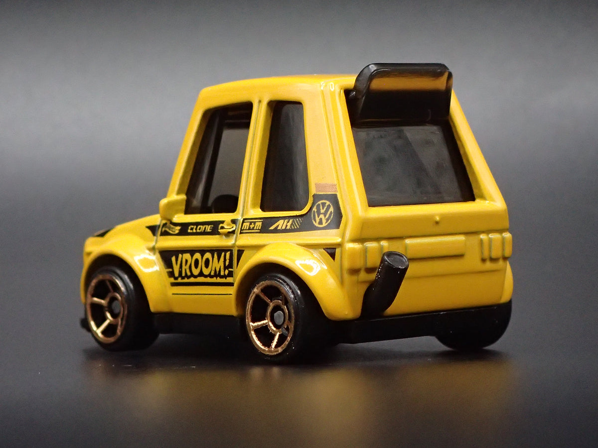 1974-1983 VW VOLKSWAGEN GOLF MK1 TOONED YELLOW 1:64 SCALE DIECAST MODEL CAR