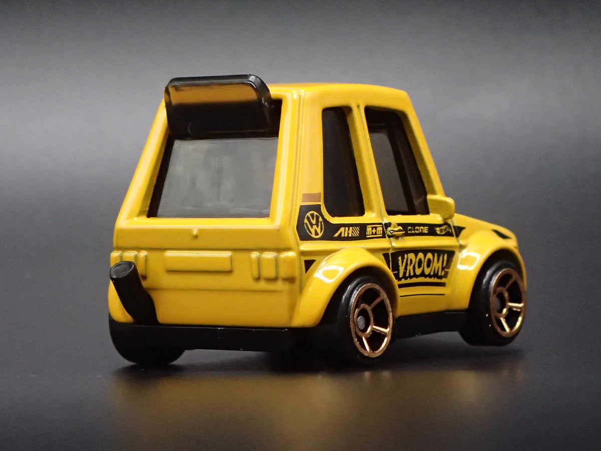 1974-1983 VW VOLKSWAGEN GOLF MK1 TOONED YELLOW 1:64 SCALE DIECAST MODEL CAR