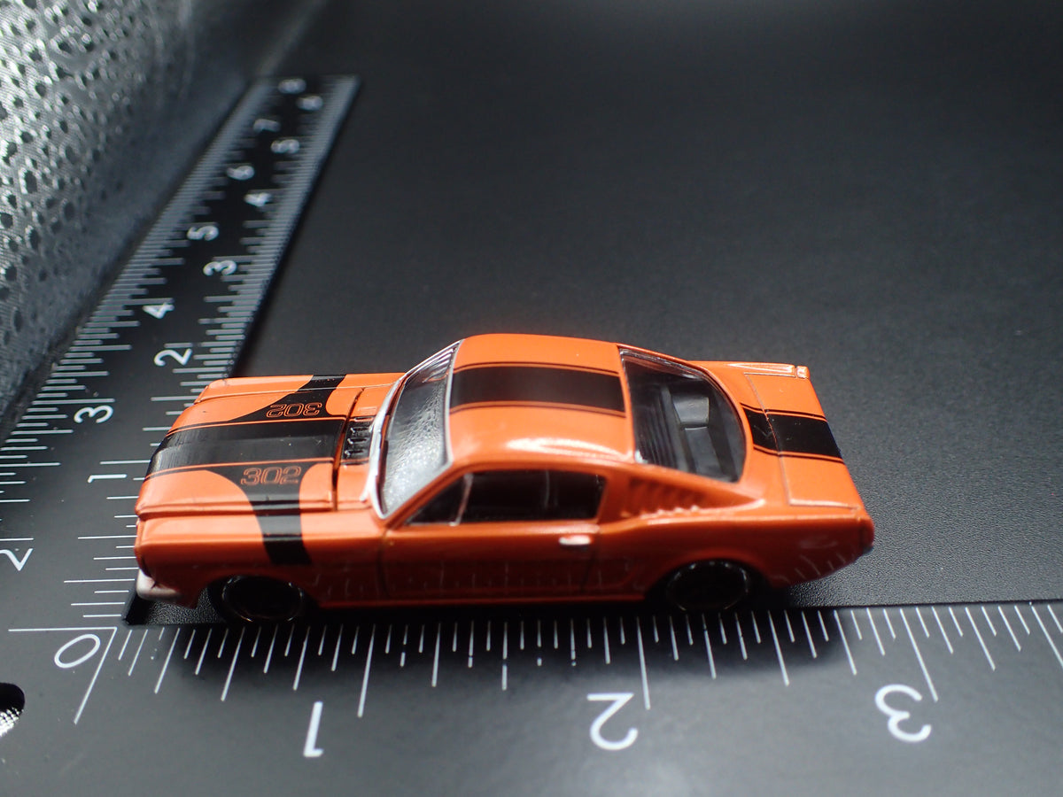 1965 65 FORD MUSTANG FASTBACK ORANGE 1:64 SCALE COLLECTIBLE DIECAST MODEL CAR