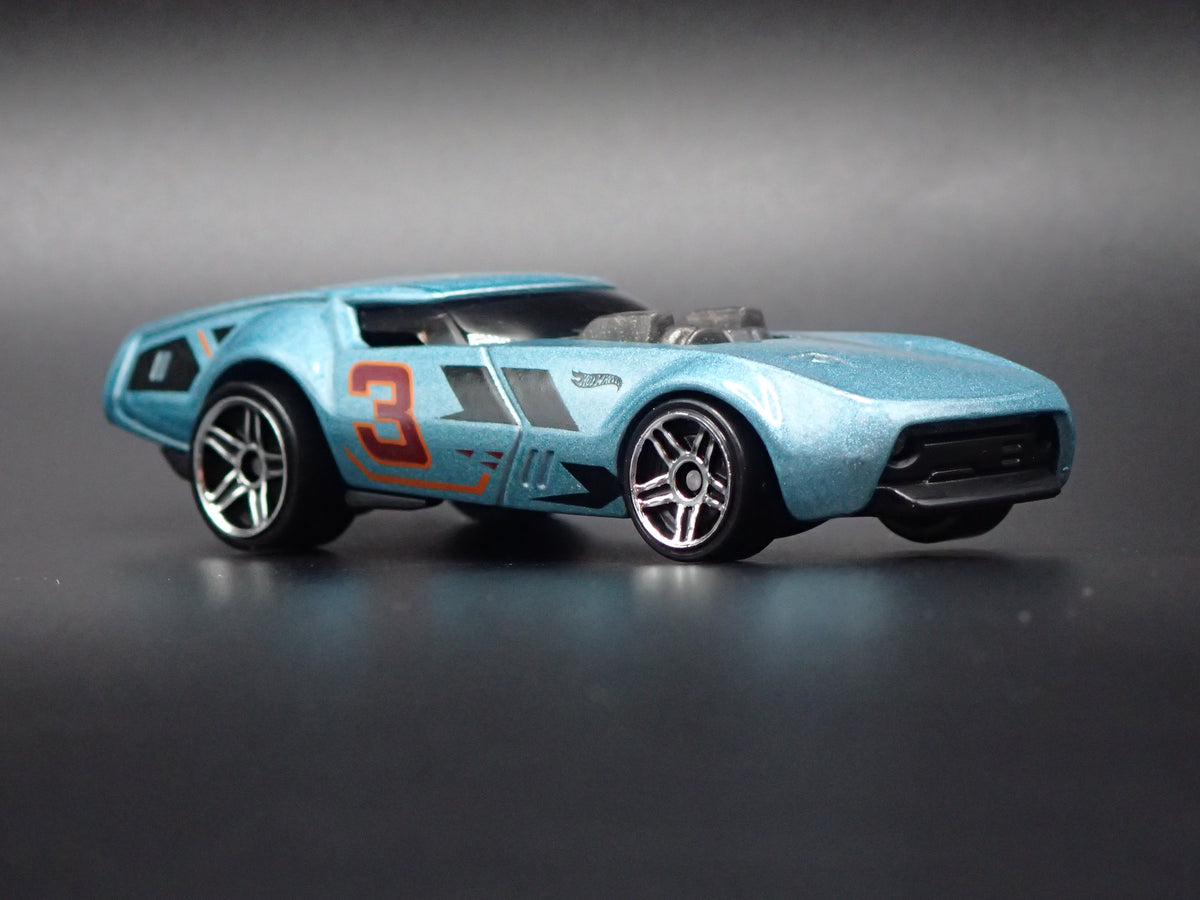 SLIDE BURN RACE CAR BLUE 1:64 SCALE COLLECTIBLE DIORAMA DIECAST MODEL CAR