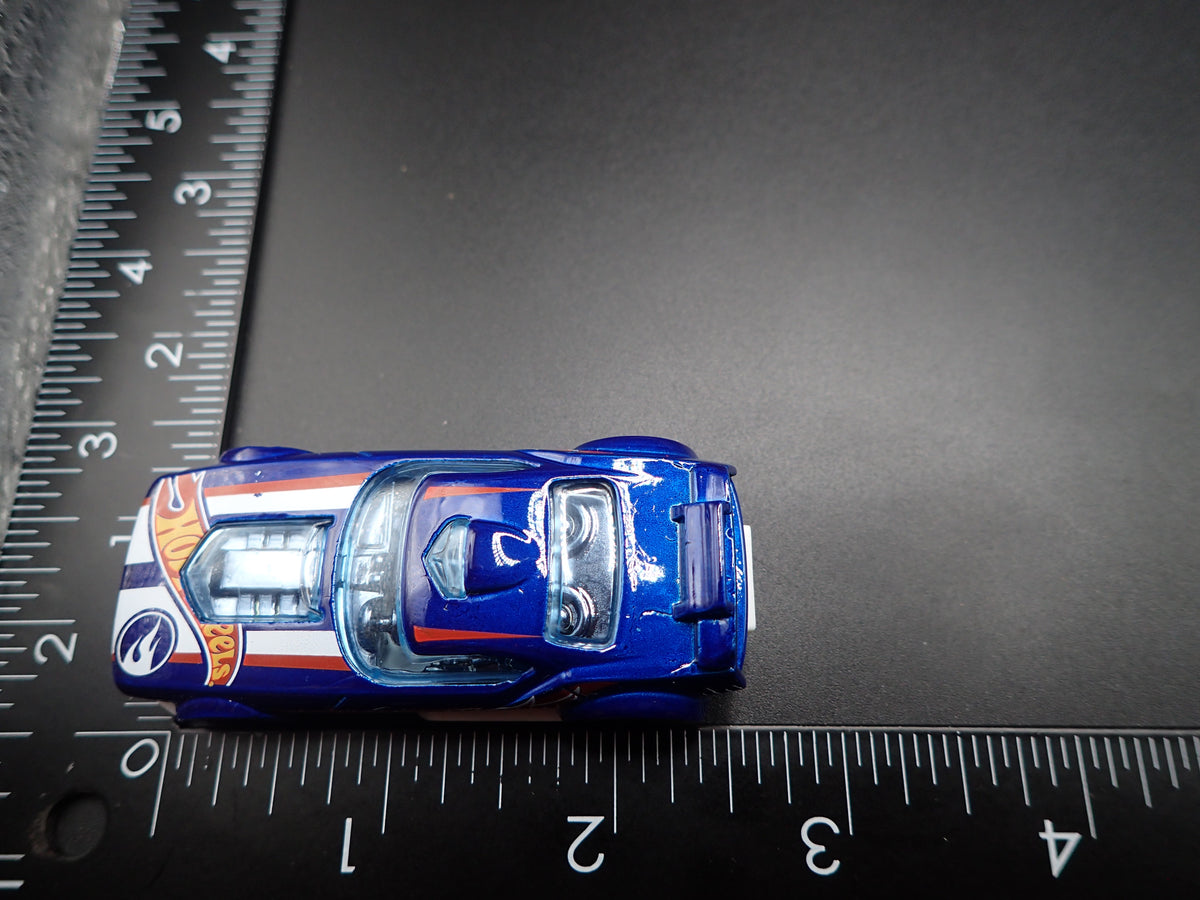 FAST FISH RACE CAR BLUE 1:64 SCALE COLLECTIBLE DIORAMA DIECAST MODEL CAR