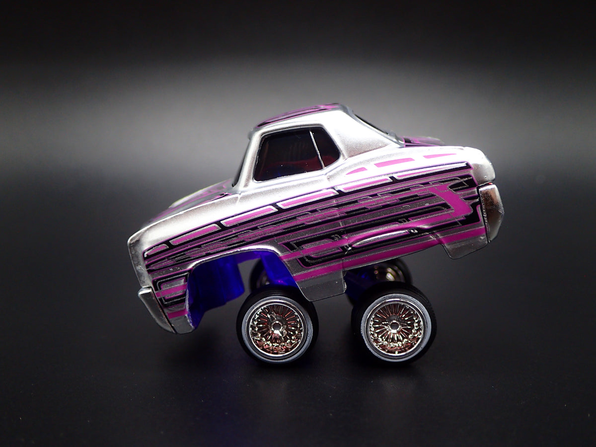 1970 70 CHEVY CHEVROLET MONTE CARLO CAR TUNED LOWRIDER 1:64 SCALE DIECAST CAR