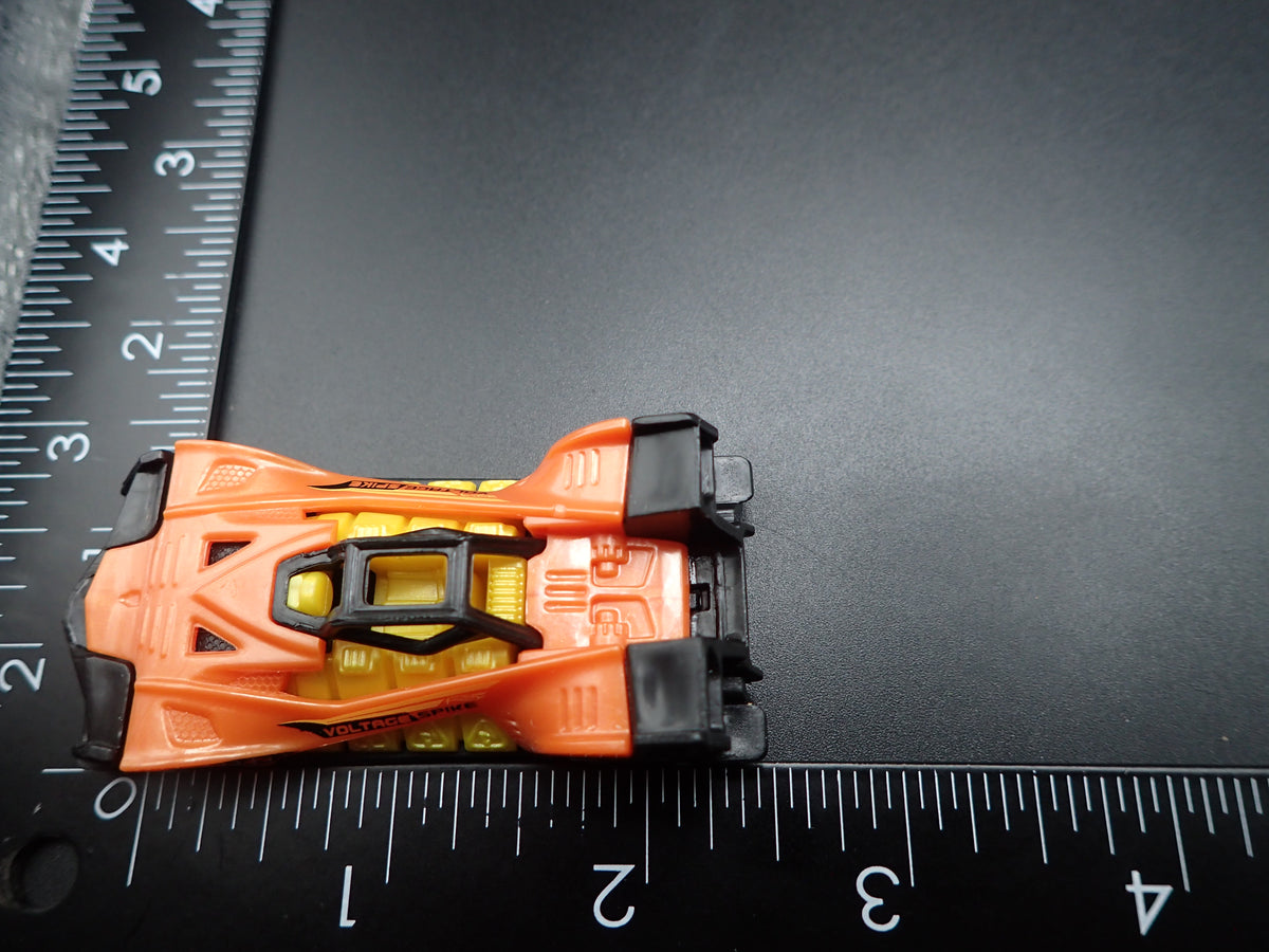 VOLTAGE SPIKE RACE CAR ORANGE 1:64 SCALE COLLECTIBLE DIORAMA DIECAST MODEL CAR
