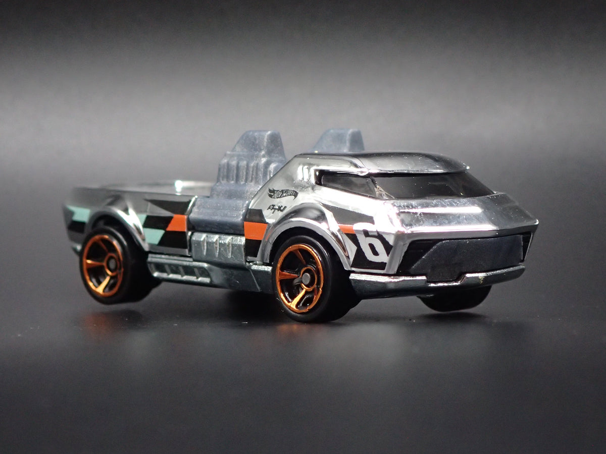 TWIN DORADO FAST RACE CAR CHROME 1:64 SCALE COLLECTIBLE DIORAMA DIECAST MODEL CAR