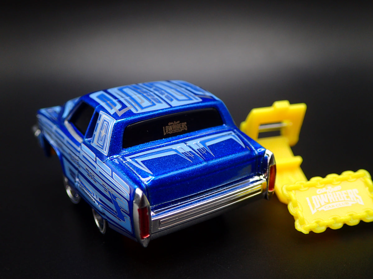 1985 85 CADILLAC FLEETWOOD COUPE CAR TUNED LOWRIDER BLUE 1:64 SCALE DIECAST MODEL CAR