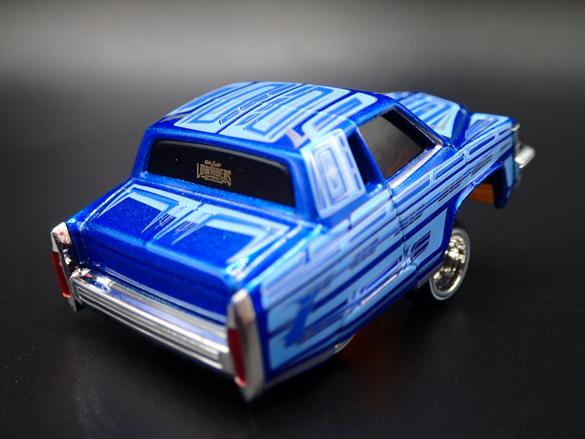 1985 85 CADILLAC FLEETWOOD COUPE CAR TUNED LOWRIDER BLUE 1:64 SCALE DIECAST MODEL CAR