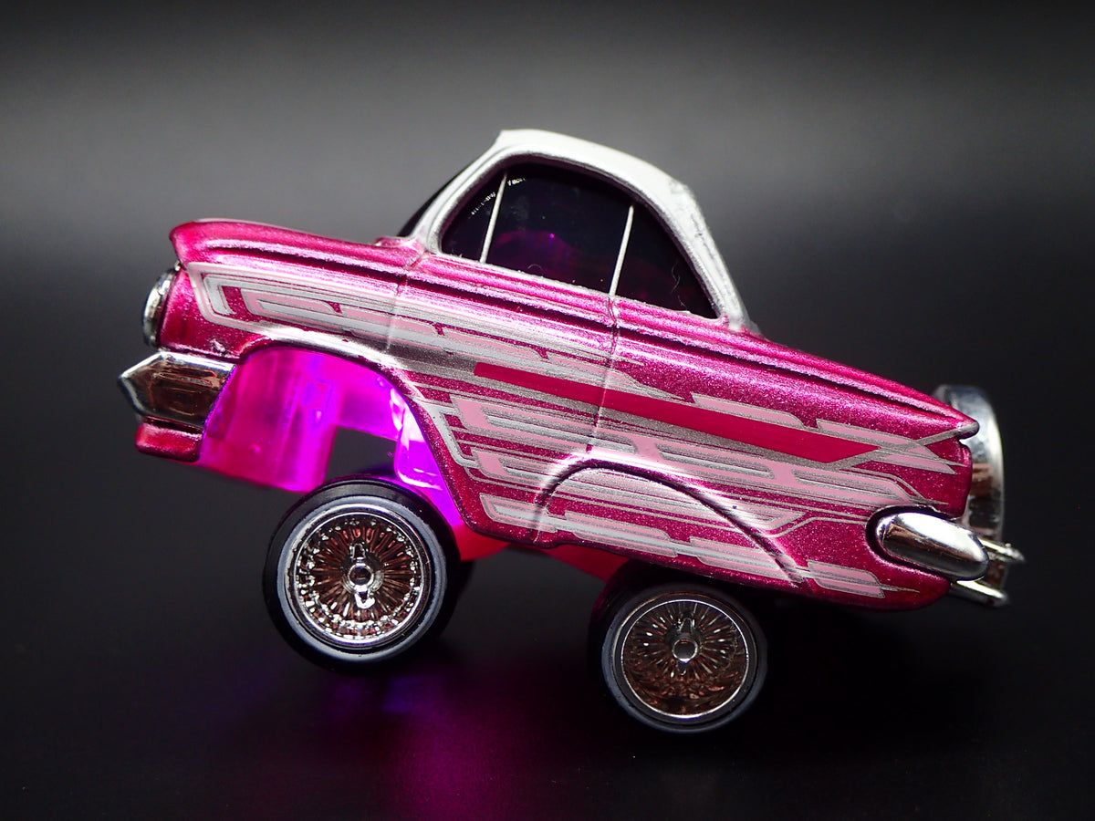 1961 61 CHEVY CHEVROLET IMPALA CAR TUNED LOWRIDER 1:64 SCALE DIECAST MODEL CAR