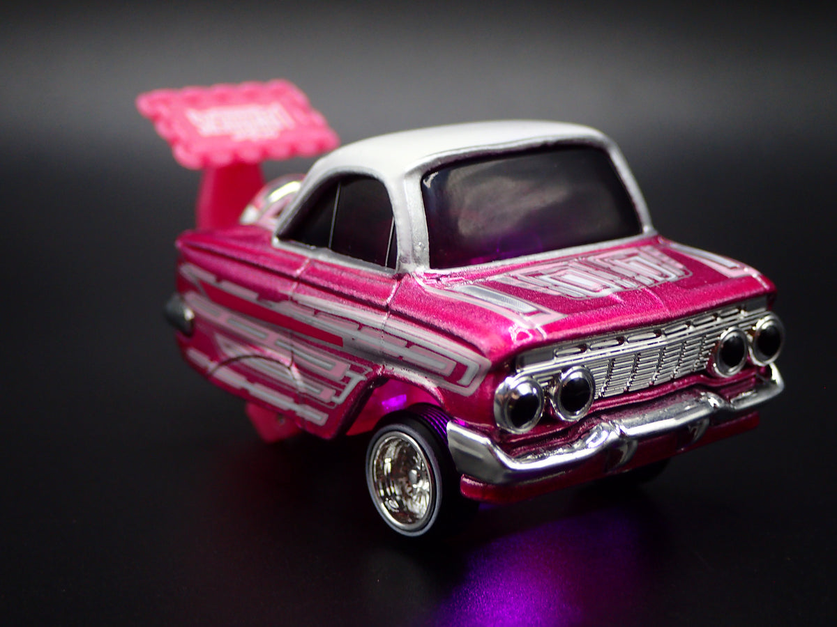 1961 61 CHEVY CHEVROLET IMPALA CAR TUNED LOWRIDER 1:64 SCALE DIECAST MODEL CAR