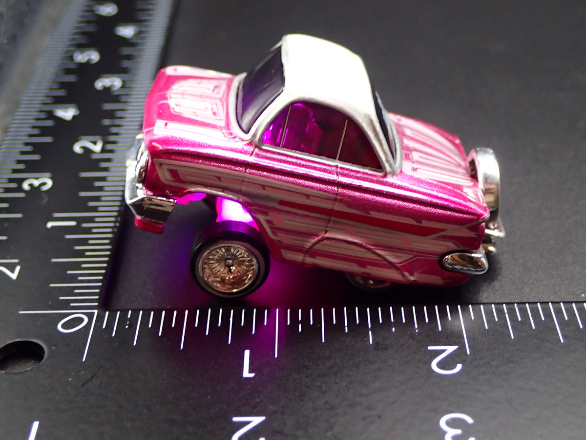 1961 61 CHEVY CHEVROLET IMPALA CAR TUNED LOWRIDER 1:64 SCALE DIECAST MODEL CAR