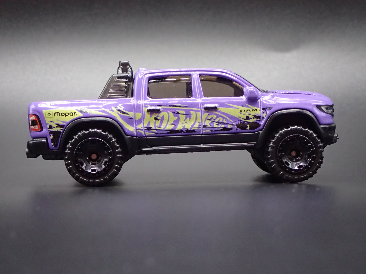 2019-2026 RAM 1500 PICKUP PICKUP TRUCK 1/64 SCALE COLLECTIBLE DIECAST MODEL CAR
