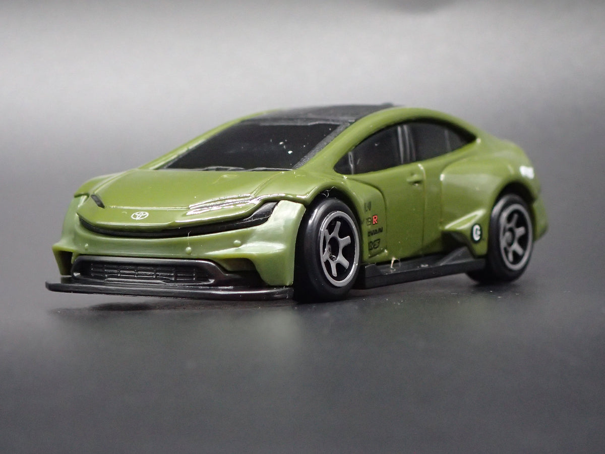 2023-2026 TOYOTA PRIUS CUSTOM GREEN 1/64 SCALE COLLECTIBLE DIECAST MODEL CAR