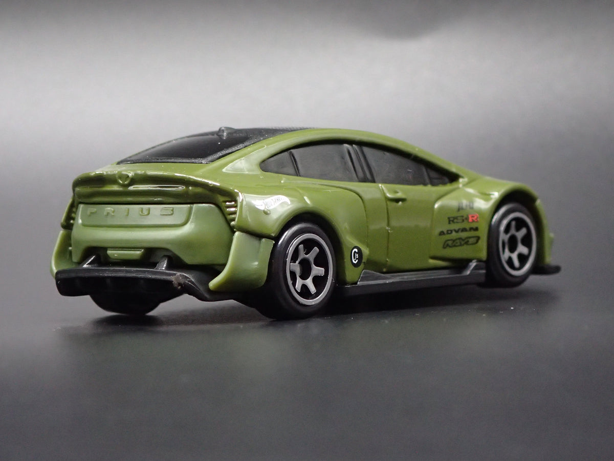 2023-2026 TOYOTA PRIUS CUSTOM GREEN 1/64 SCALE COLLECTIBLE DIECAST MODEL CAR