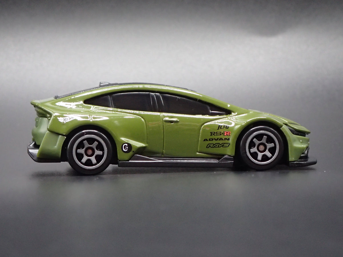 2023-2026 TOYOTA PRIUS CUSTOM GREEN 1/64 SCALE COLLECTIBLE DIECAST MODEL CAR