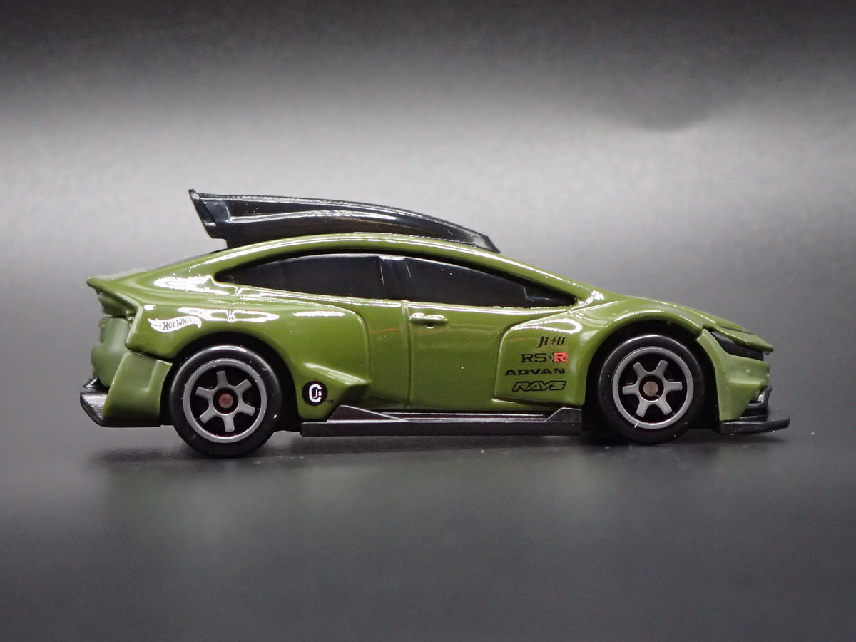 2023-2026 TOYOTA PRIUS CUSTOM GREEN 1/64 SCALE COLLECTIBLE DIECAST MODEL CAR