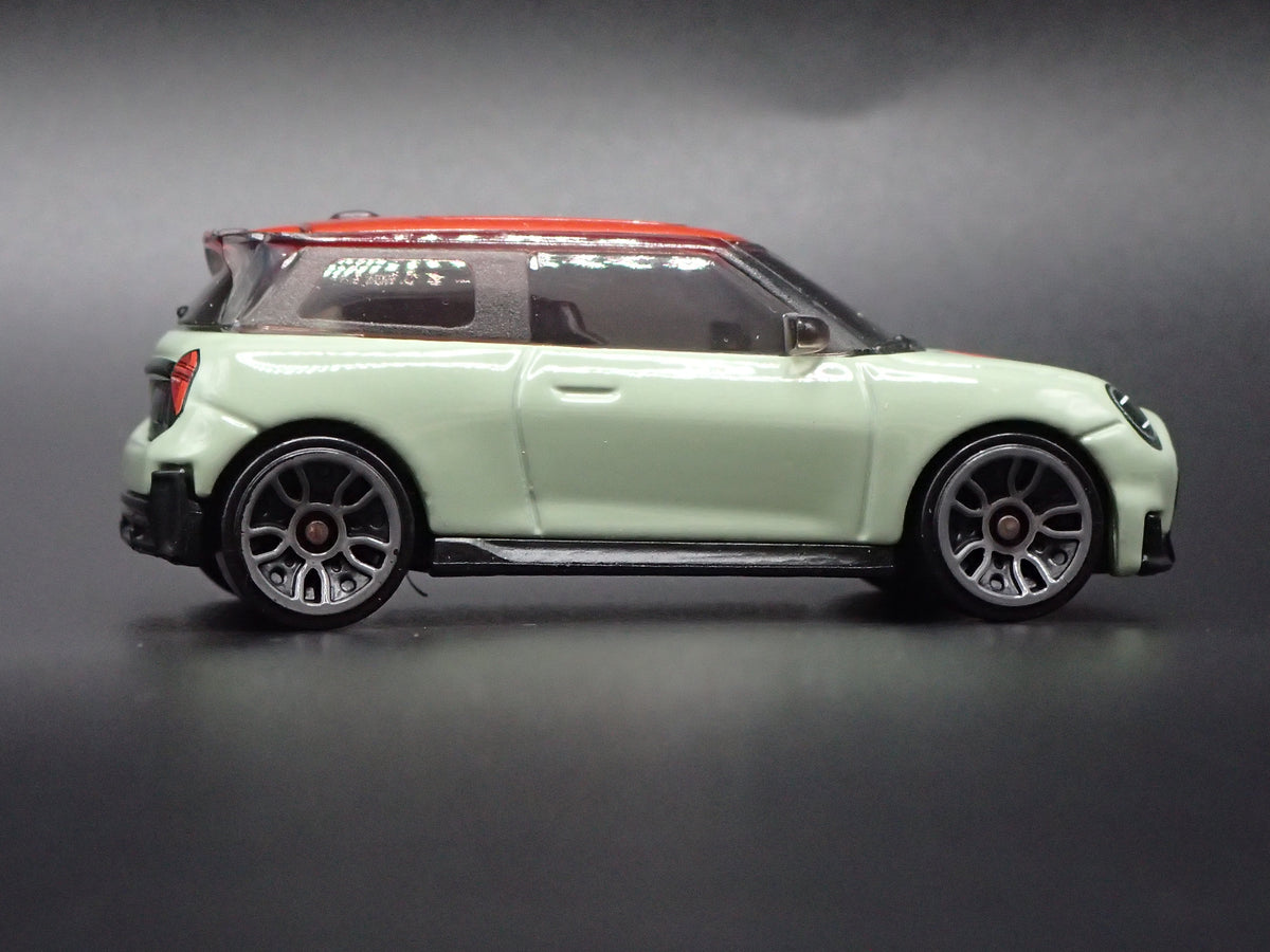 2020 - 2024 MINI COOPER JCW ELECTRIC EV GREEN 1:64 SCALE DIORAMA DIECAST MODEL CAR