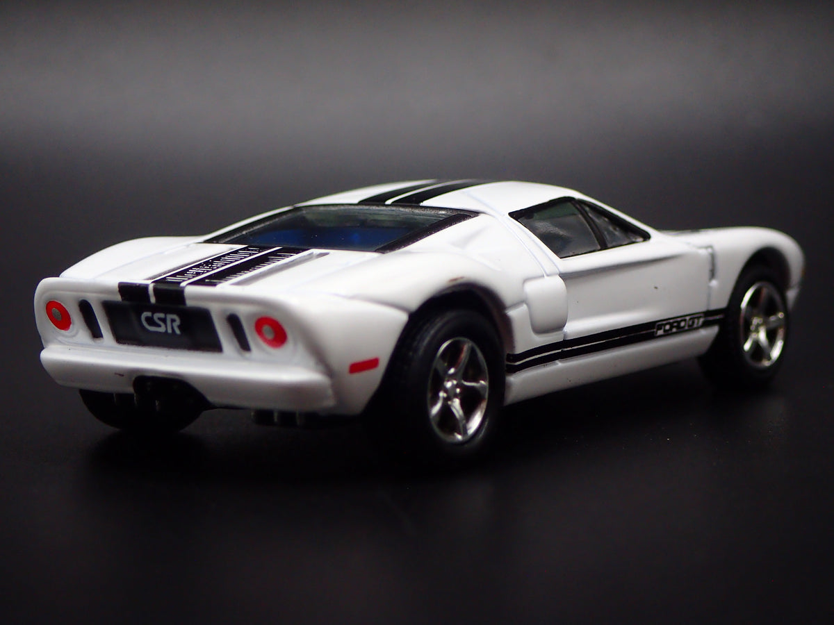 2005 2006 FORD GT WHITE 1:64 SCALE COLLECTIBLE DIORAMA DIECAST MODEL CAR