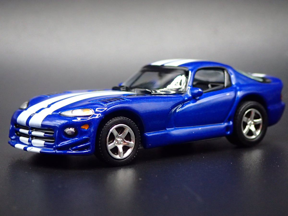 1996-2002 DODGE VIPER GTS BLUE 1:64 SCALE COLLECTIBLE DIORAMA DIECAST MODEL CAR