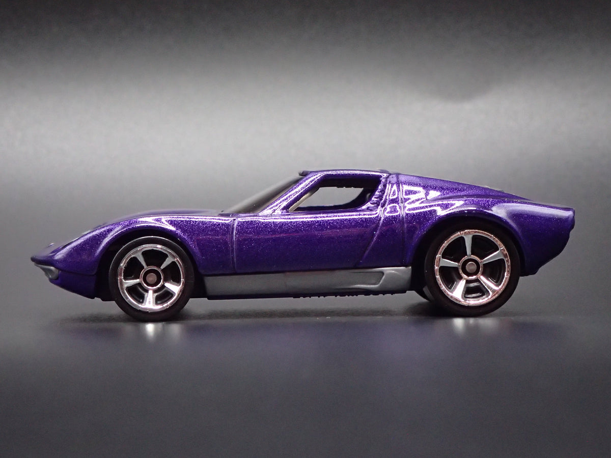 1976-1973 LAMBORGHINI MIURA SV PURPLE 1:64 SCALE COLLECTIBLE DIECAST MODEL CAR