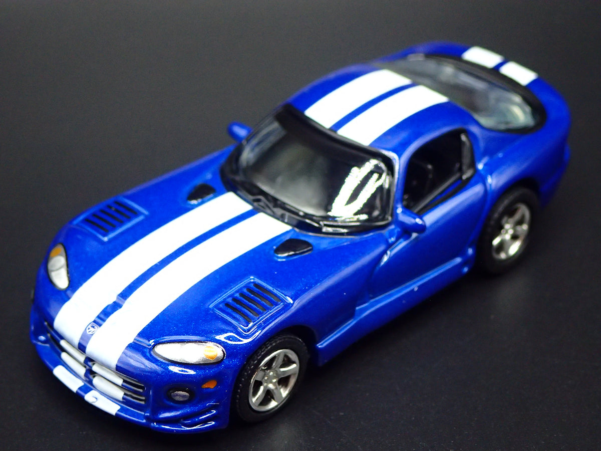 1996-2002 DODGE VIPER GTS BLUE 1:64 SCALE COLLECTIBLE DIORAMA DIECAST MODEL CAR