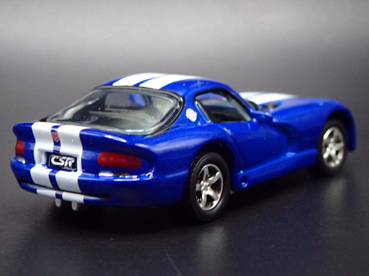 1996-2002 DODGE VIPER GTS BLUE 1:64 SCALE COLLECTIBLE DIORAMA DIECAST MODEL CAR