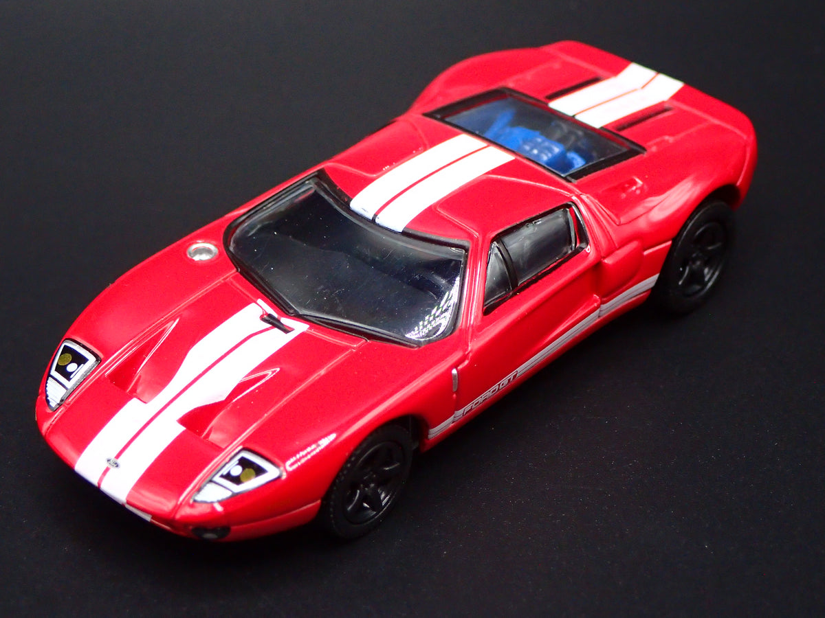 2005 2006 FORD GT RED 1:64 SCALE COLLECTIBLE DIORAMA DIECAST MODEL CAR