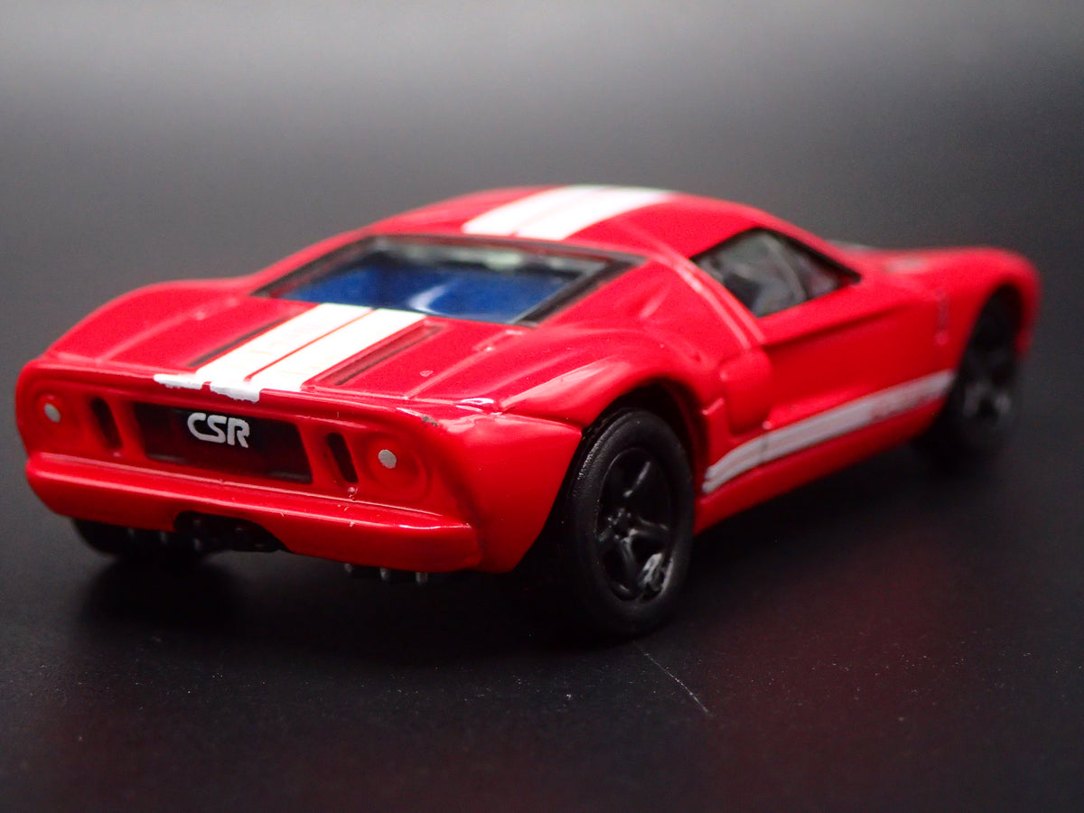 2005 2006 FORD GT RED 1:64 SCALE COLLECTIBLE DIORAMA DIECAST MODEL CAR