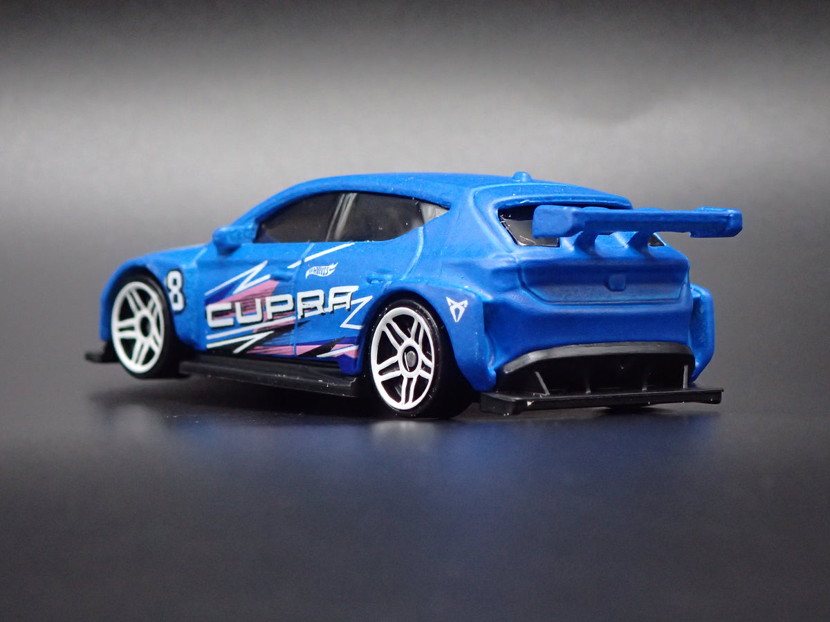 CUPRA E-RACER ELECTRIC TOURING RACE CAR 1:64 SCALE DIORAMA DIECAST MODEL CAR