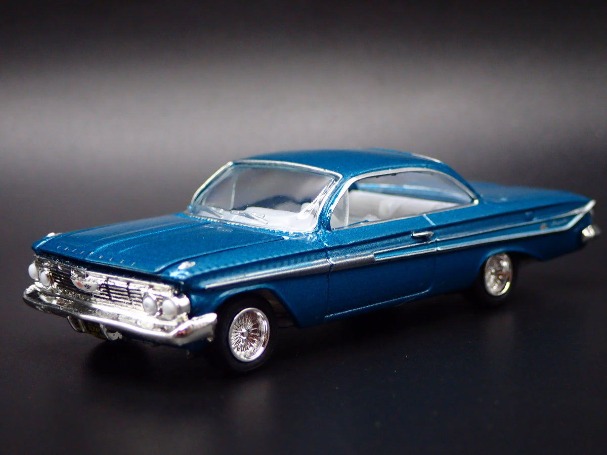 1961 61 CHEVY CHEVROLET IMPALA SS LOWRIDER TEAL 1:64 SCALE DIECAST MODEL CAR