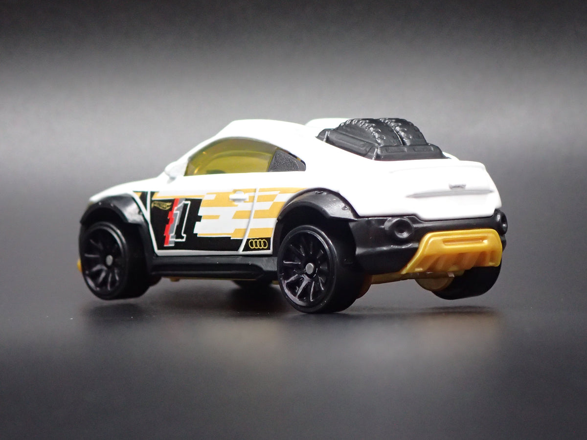 2014-2023 AUDI TT SAFARI RACE CAR 1:64 SCALE COLLECTIBLE DIECAST MODEL CAR