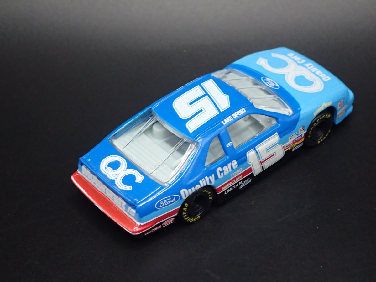 1994 94 FORD THUNDERBIRD 15 LAKE SPEED QC NASCAR 1:64 SCALE DIECAST MODEL CAR