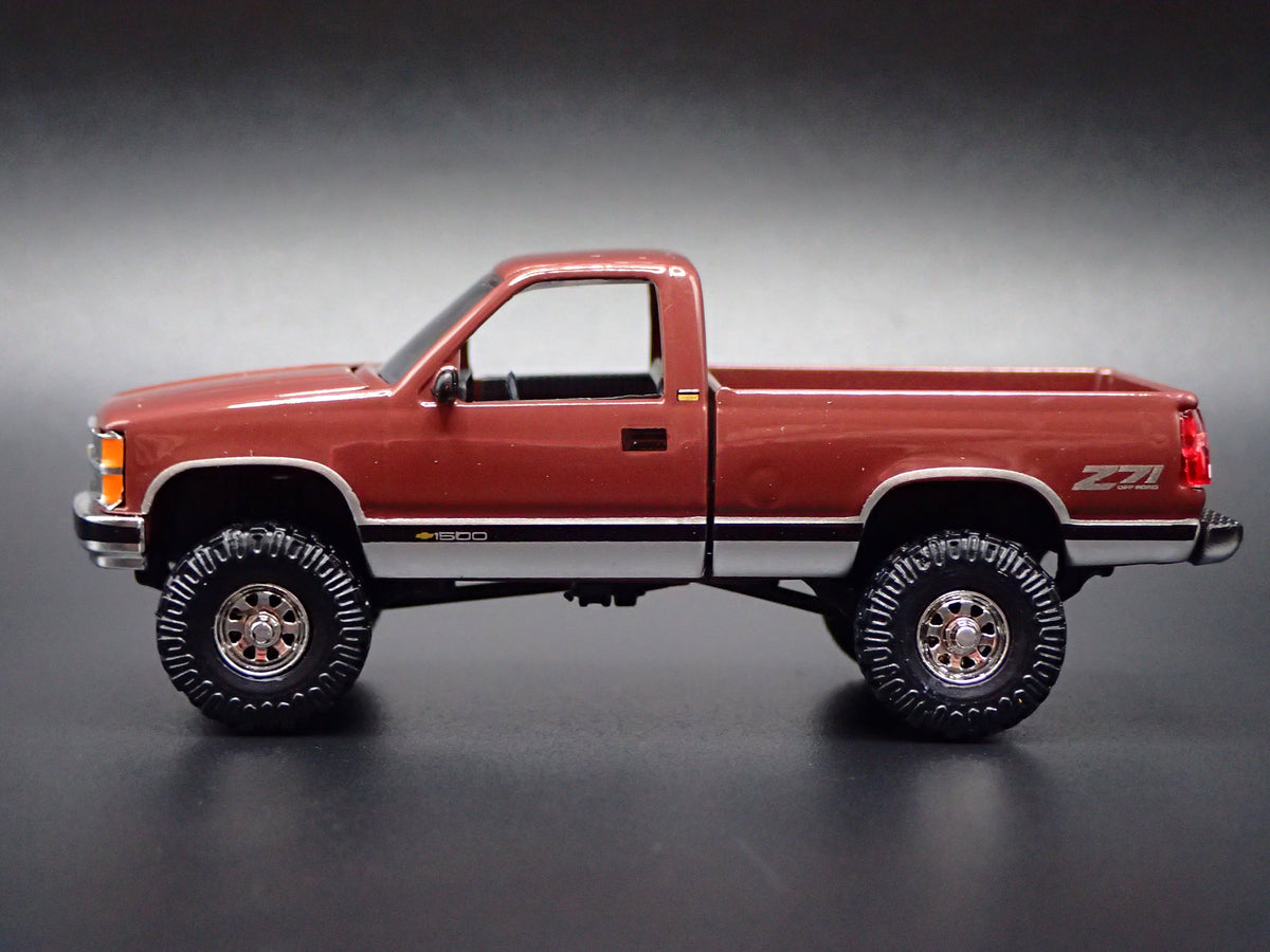 1993 93 CHEVY CHEVROLET 1500 4X4 PICKUP TRUCK 1:64 SCALE DIECAST MODEL CAR