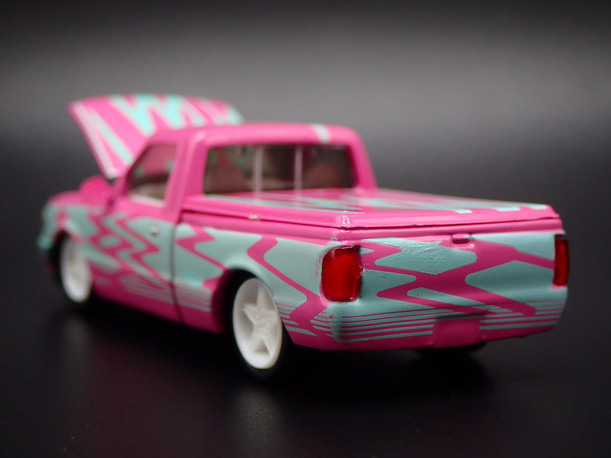 1995 95 FORD RANGER PICKUP TRUCK PINK 1:64 SCALE DIORAMA DIECAST MODEL CAR