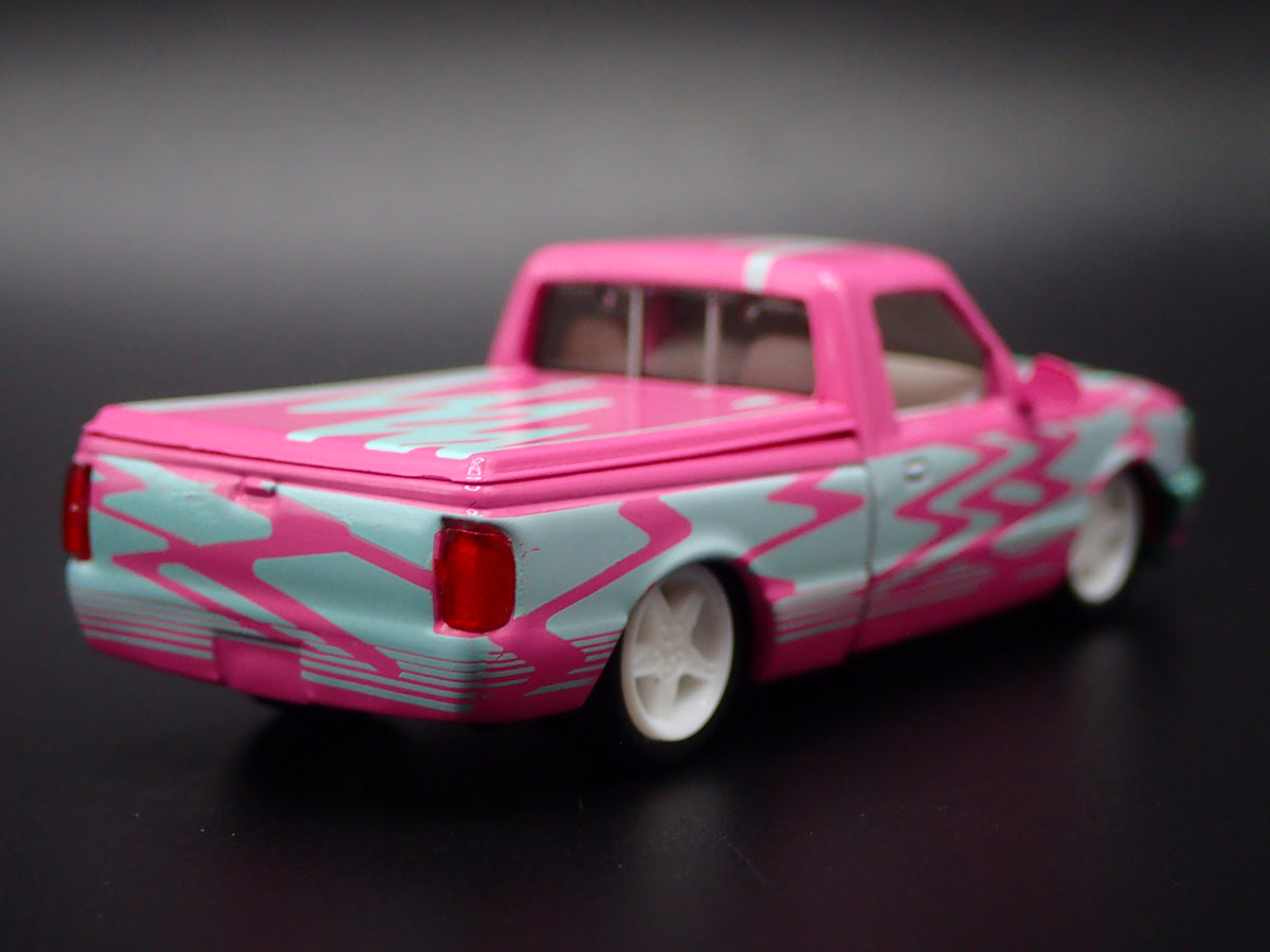 1995 95 FORD RANGER PICKUP TRUCK PINK 1:64 SCALE DIORAMA DIECAST MODEL CAR